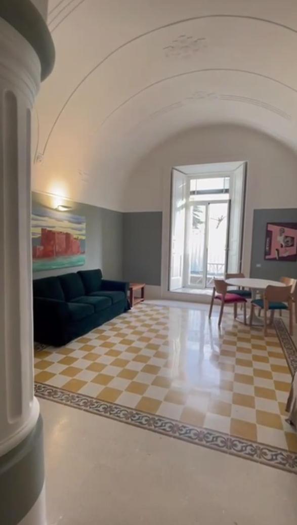 Napali Casa Cx * Naples